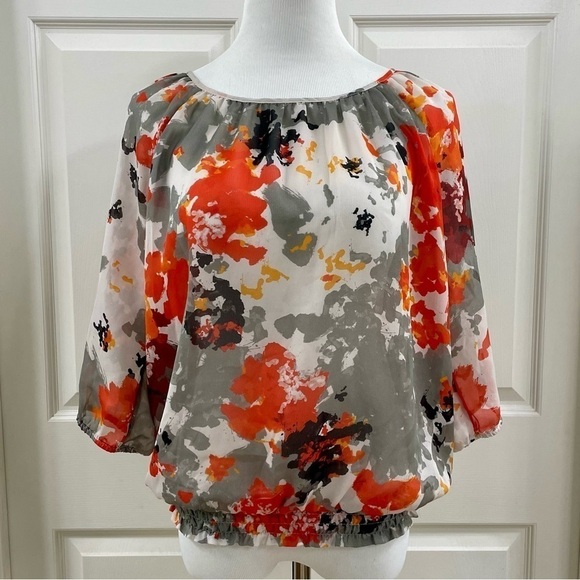 The Limited Watercolor Design Top - Size Small - Picture 1 of 10